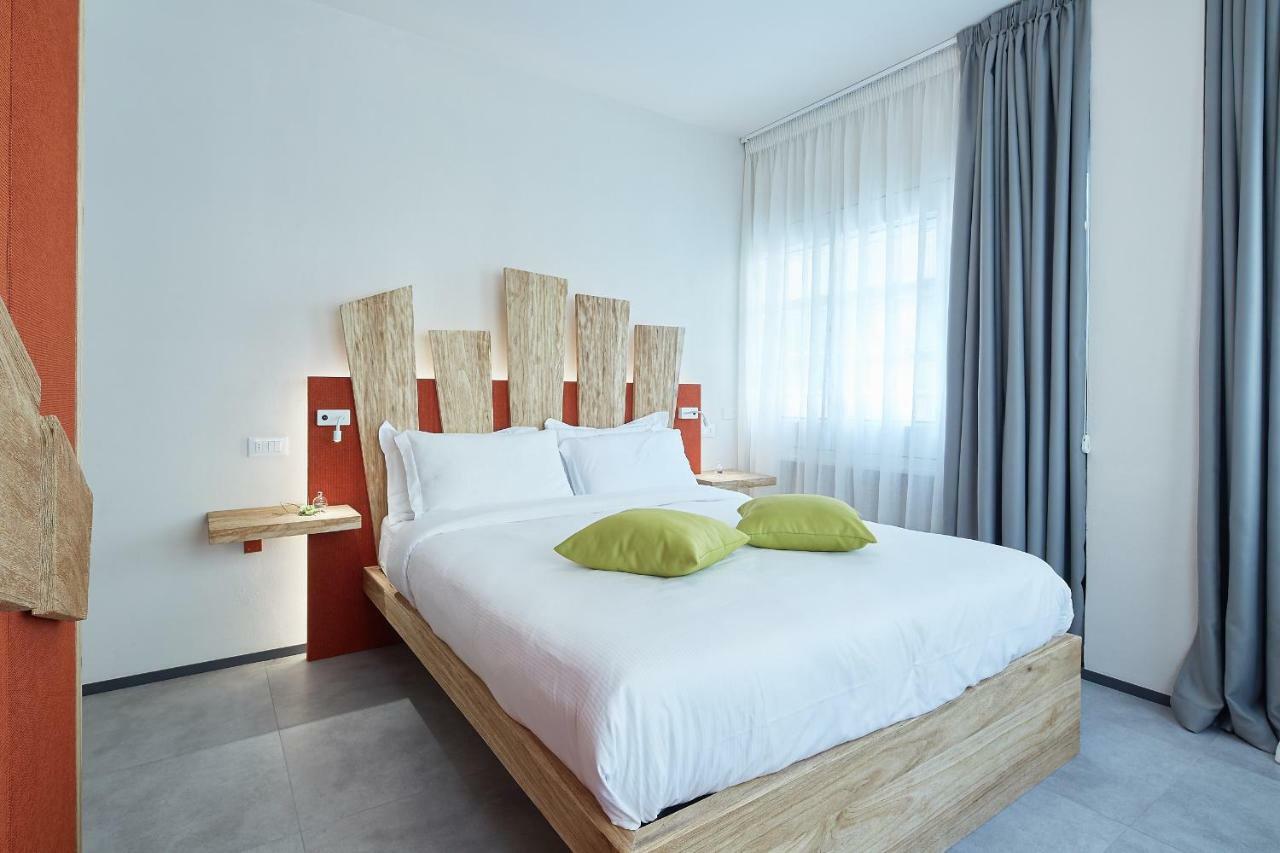 B&B Via Roma 25 Arezzo Bagian luar foto