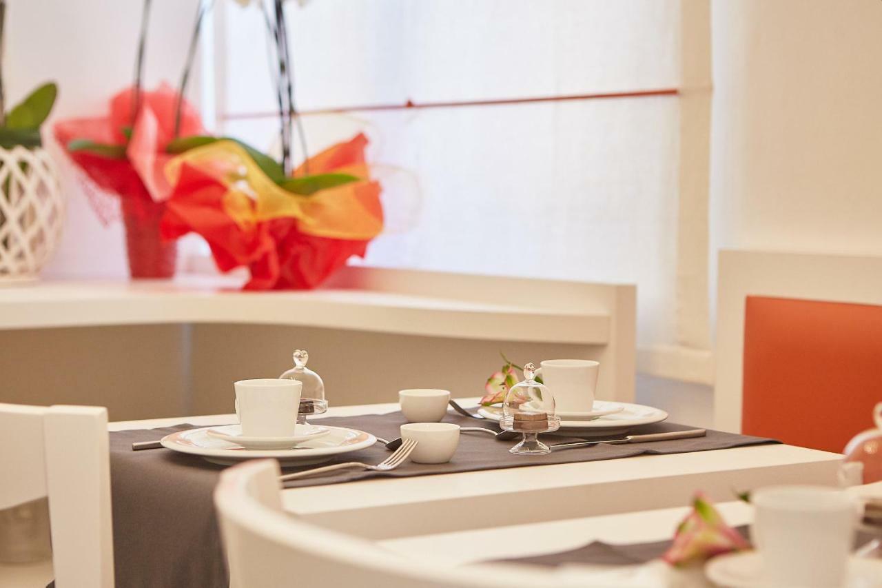 B&B Via Roma 25 Arezzo Bagian luar foto