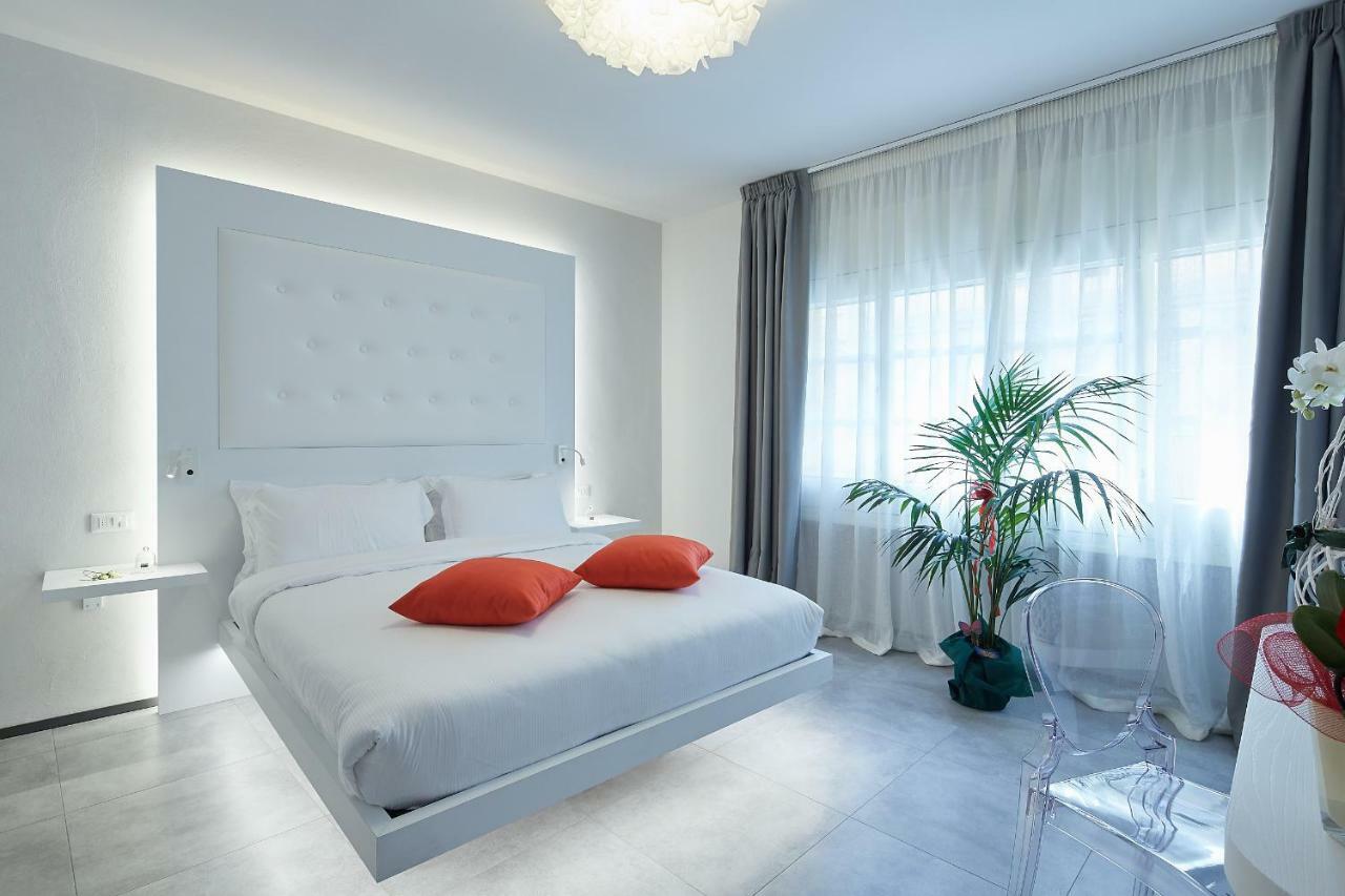 B&B Via Roma 25 Arezzo Bagian luar foto