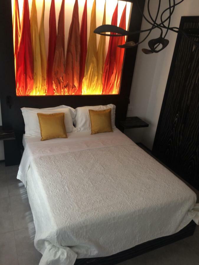 B&B Via Roma 25 Arezzo Bagian luar foto