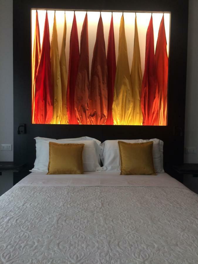 B&B Via Roma 25 Arezzo Bagian luar foto